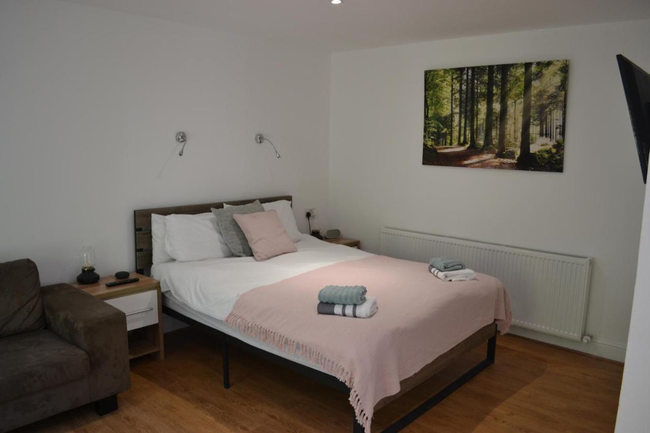 Number 2, Lytton Tree Lodge, Reydon, Southwold ภายนอก รูปภาพ