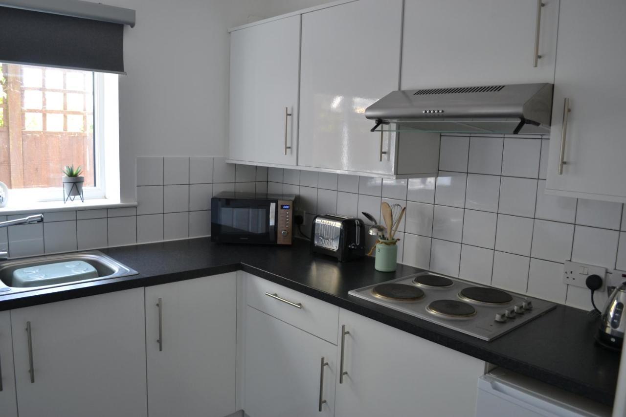 Number 2, Lytton Tree Lodge, Reydon, Southwold ภายนอก รูปภาพ