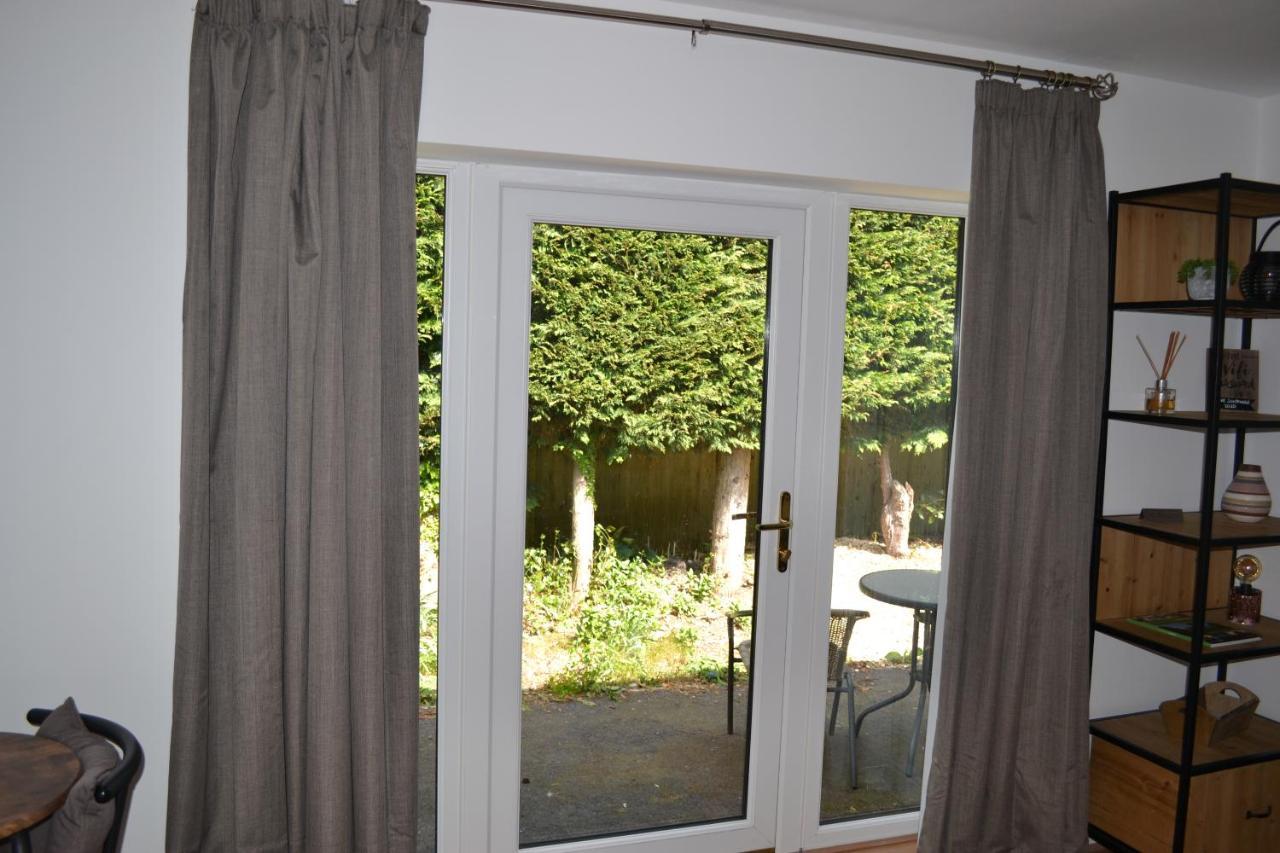 Number 2, Lytton Tree Lodge, Reydon, Southwold ภายนอก รูปภาพ