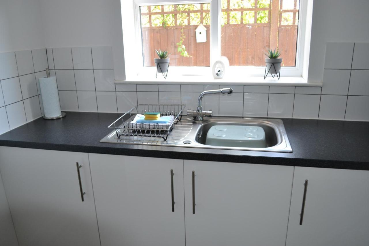 Number 2, Lytton Tree Lodge, Reydon, Southwold ภายนอก รูปภาพ