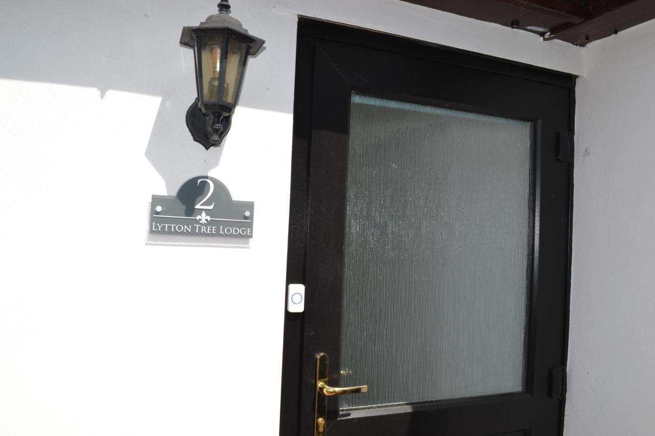 Number 2, Lytton Tree Lodge, Reydon, Southwold ภายนอก รูปภาพ