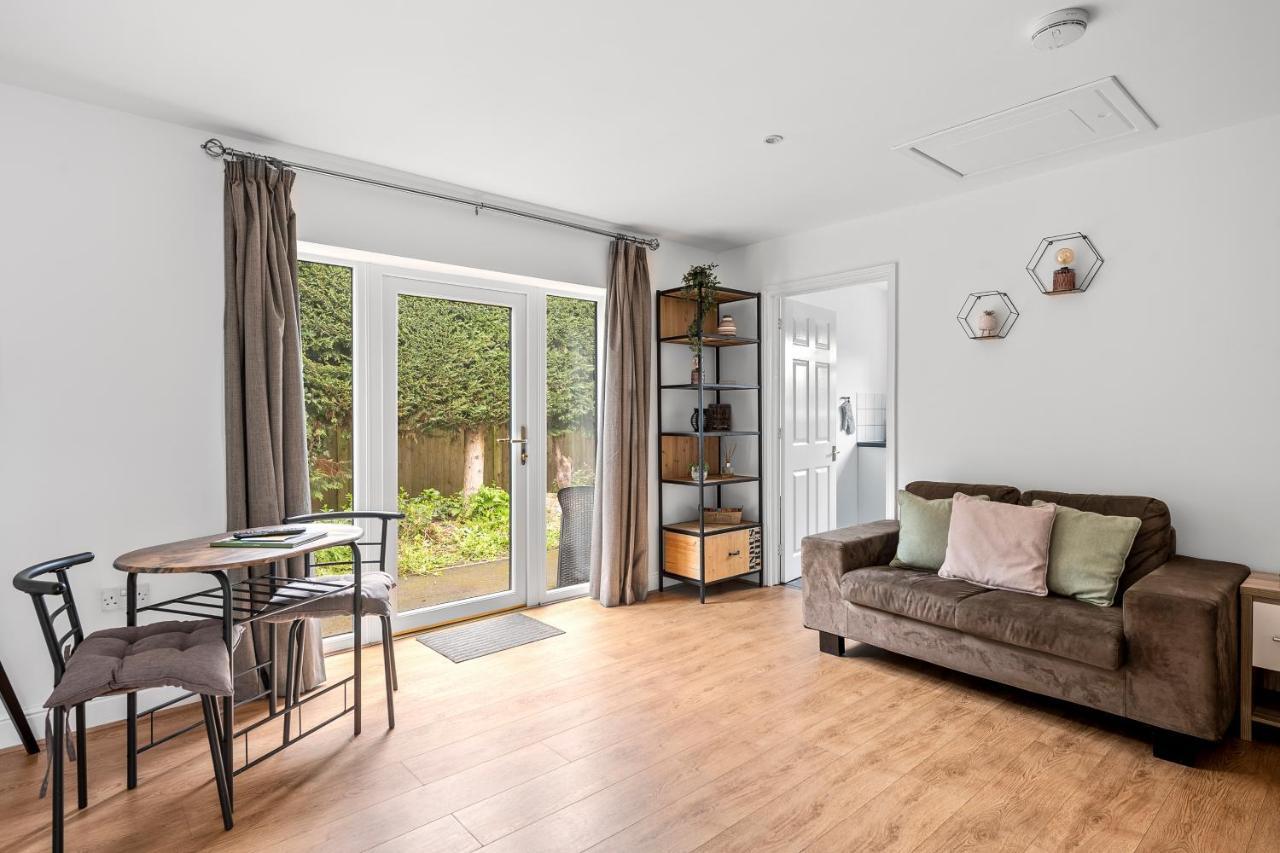 Number 2, Lytton Tree Lodge, Reydon, Southwold ภายนอก รูปภาพ